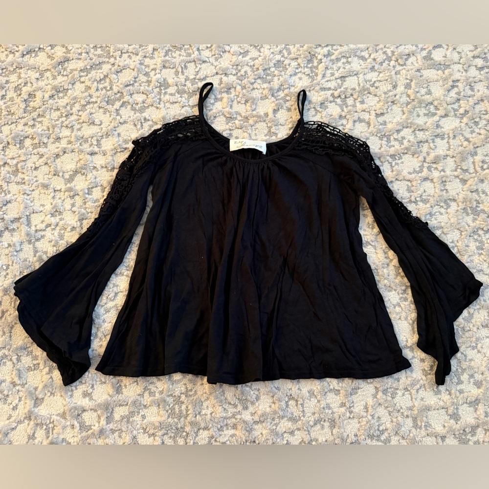 Women’s Vintage Havana Women's Cold Shoulder Blouse